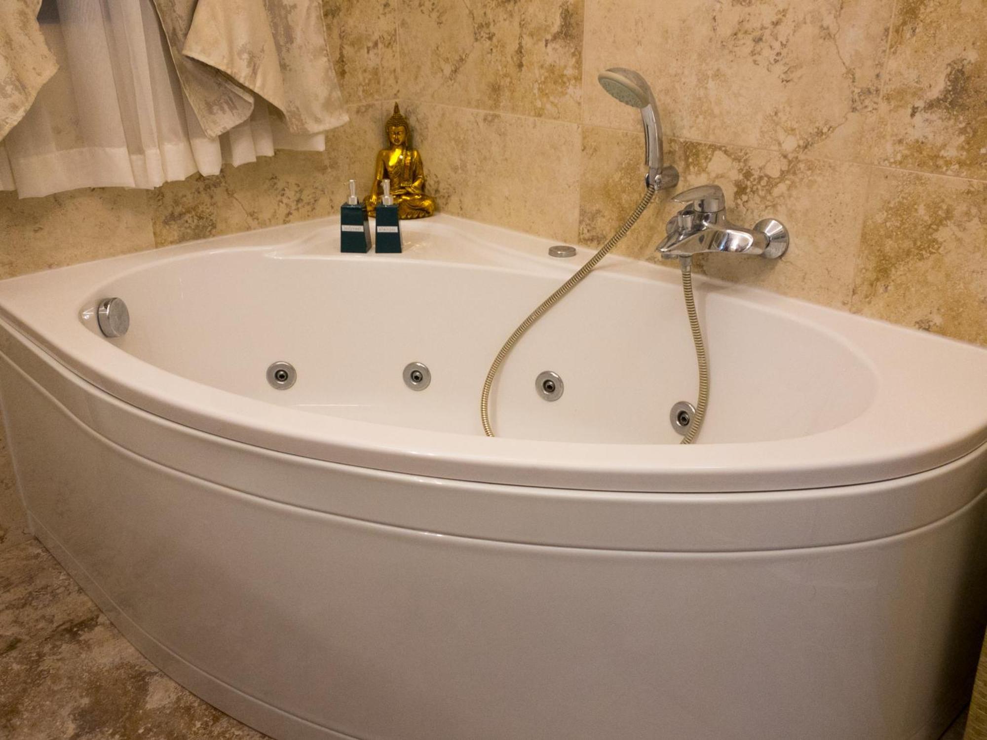 Kimray Boutique Apartment - Indulge In Comfort, Embrace Tranquility Марсаскала Экстерьер фото